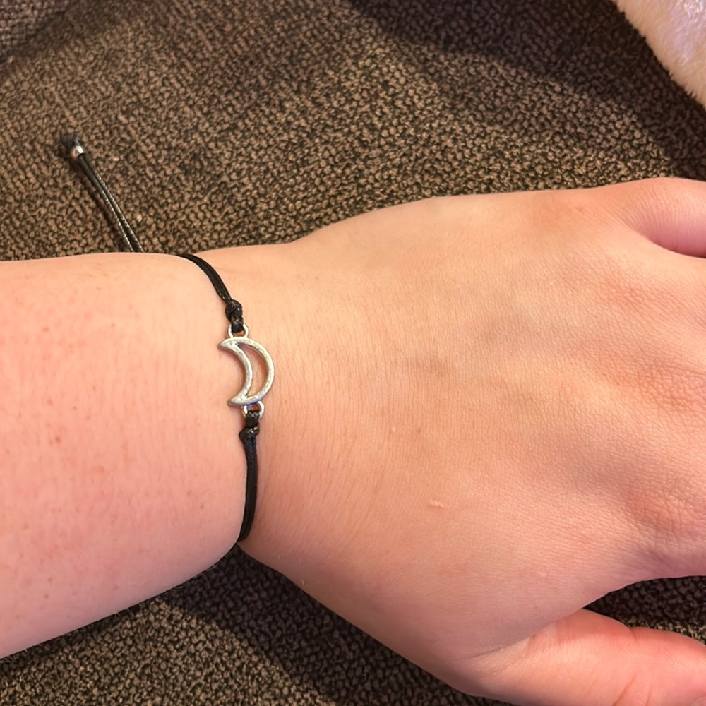 Women’s adjustable moon bracelet